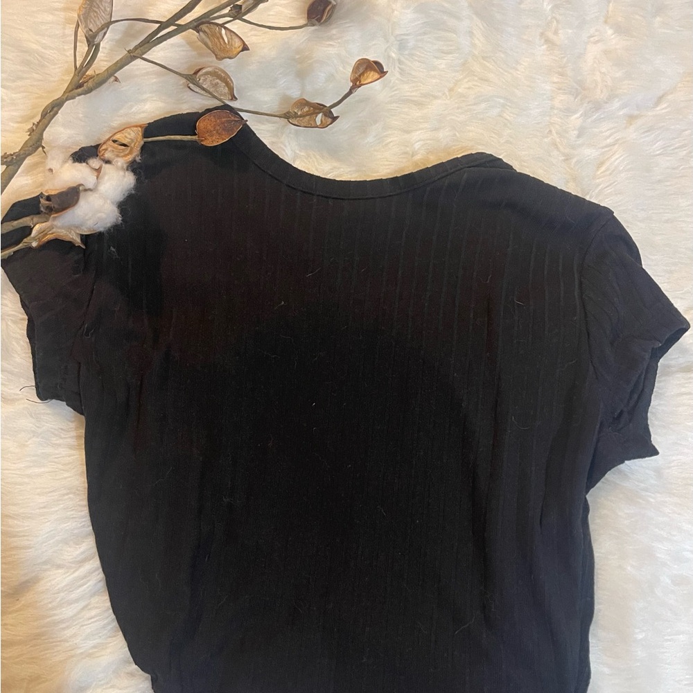 Classic Backless Peekaboo Black Women's Crop Top